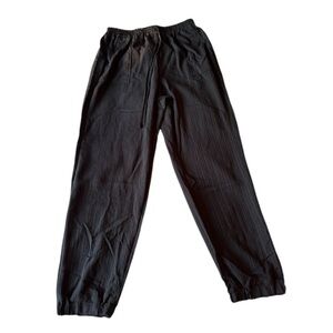 🆕 Rich Black textured high waisted joggers - size large NWOT‎